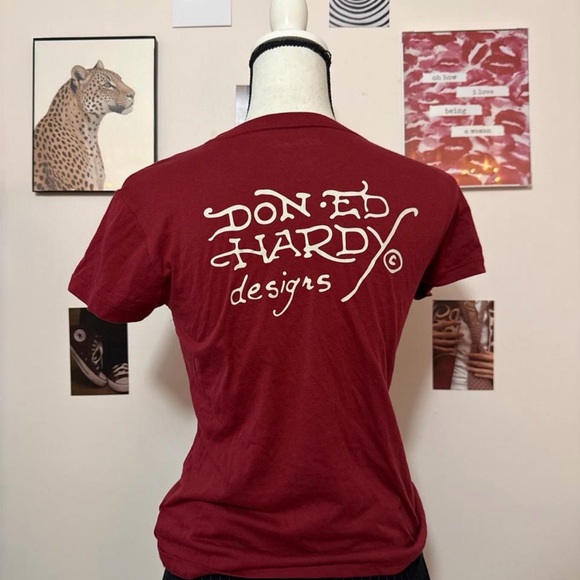 Ed Hardy Women's Burgundy Heart Graphic Tee - Picture 2 of 6